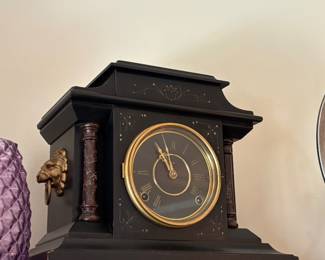 Antique mantle clock