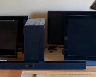 Samsung Sub Woofer, Soundbar  4 Small TV Monitors
