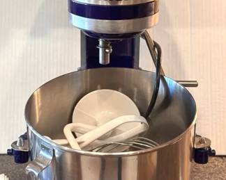 Kitchen Aid Mixer  K5SS W Acces