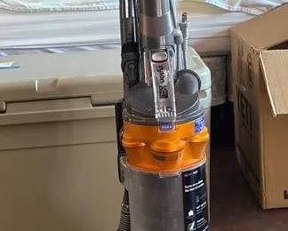 Dyson DC25 