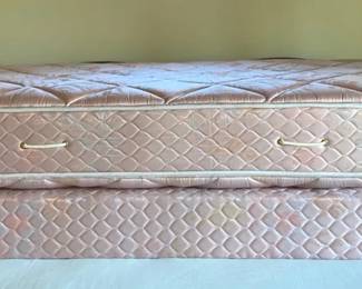 Sealy Posturepedic Citation Ultra Plush Twin Mattress