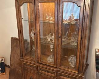 China / display cabinet