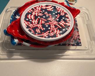 Fourth of July serving dishes