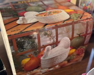 Thanksgiving serving dish