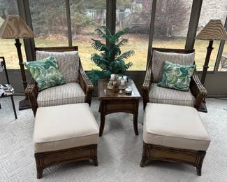 Beautiful like new rattan chairs with ottoman 