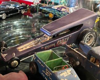 Plum Crazy dragster model car