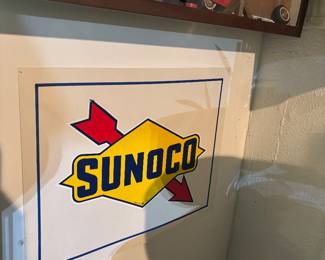 Sunoco gas sign