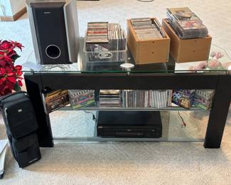 Entertainment stand, VHS, CD's