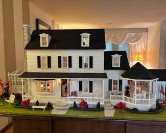 Stunningly detailed hand built doll house with 100's of accessories 