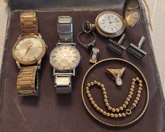 Pocket watch, gold necklace, pendant, cuff links