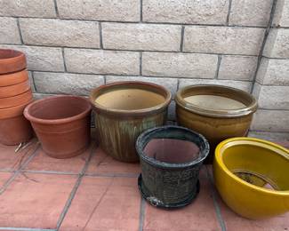 Garden pots