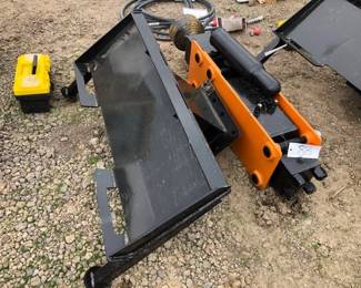 SKID STEER POST DRIVER