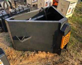 HYDRAULIC SKID STEER CONCRETE CHUTER