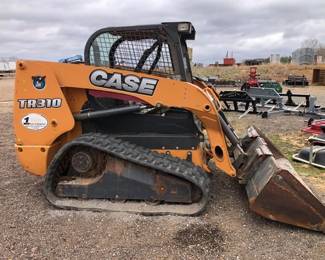 CASE TR310 COMPACT SKID STEER LOADER