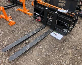 48 HYDRAULIC ADJUSTABLE PALLET FORKS