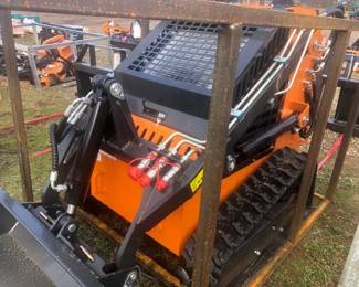 LANDHONOR MINI SKID STEER