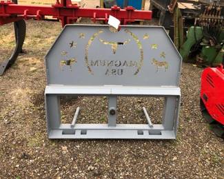 MAGNUM SKID STEER HAY SPEAR