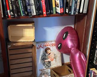 The Alien is ready to go home