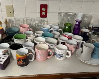 more coffee cups.