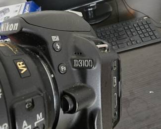 Nixon D3100 Camera