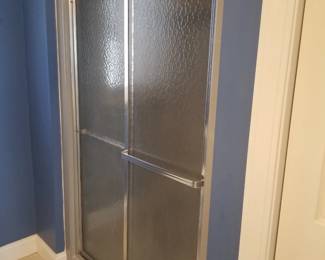 Glass shower doors