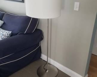 Floor lamp