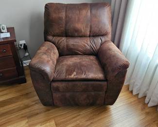 Microfiber faux leather recliner
