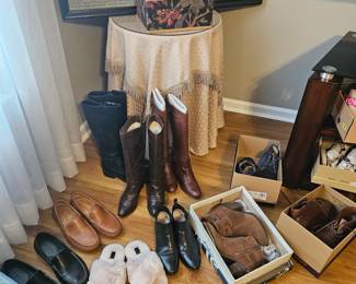 Womens  Boots and shoes