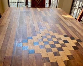 diamond checkerboard centerpiece 