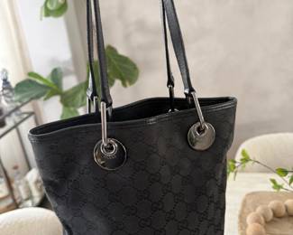 GUCCI Bucket Bag