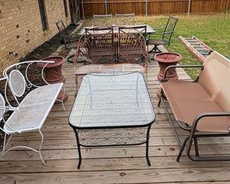 Large Selection of Outdoor/Patio Furniture