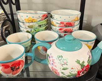 The Pioneer Woman Country Garden Teapot