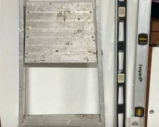 3step Ladder And 4 Levels