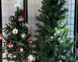 Festive Trees  Ornaments