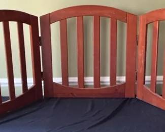 Freestanding Pet Gate