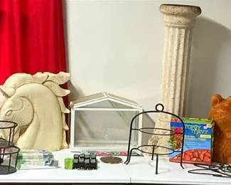 Lawn Decor And Plant Accessories 