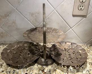 59 Vintage 3Tier Clam Shell Folding Serving Tray