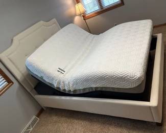 59 Serta Queen Power Adjustable Bed Base Detail