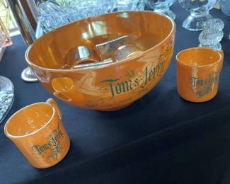 59 Tom  Jerry Vintage Lusterware 7Pc. Punchbowl Set