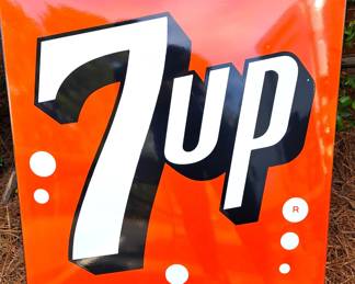 7-UP SIGN LARGE