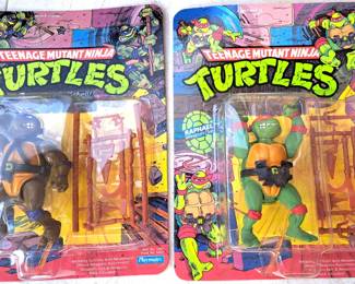 TMNT 2 TURTLES ACTION FIGURES 