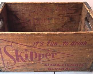 SKIPPER SODA CRATE
