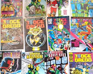 JUDGE DREDD COMIC LOT