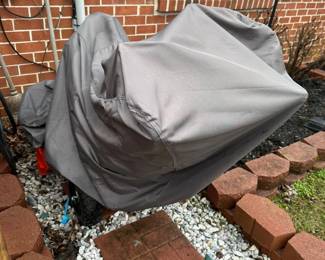 Ariens SnoThro Compact Series Snowblower second image