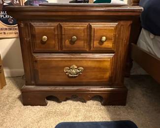 Vintage Thomasville Furniture Homecoming Collection Nightstand