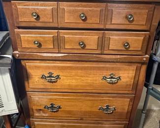 Broyhill Oak Drawer Dresser