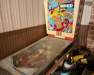 Gottlieb's Top Card Pinball Machine