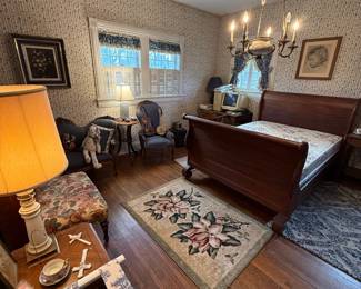 Sleigh Bed with Floral Accents