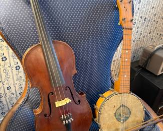 Vintage Violin and Banjo-Ukulele