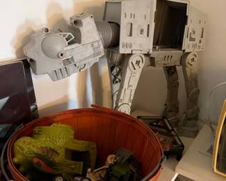 Kenner Star Wars AT-AT Walker Toy